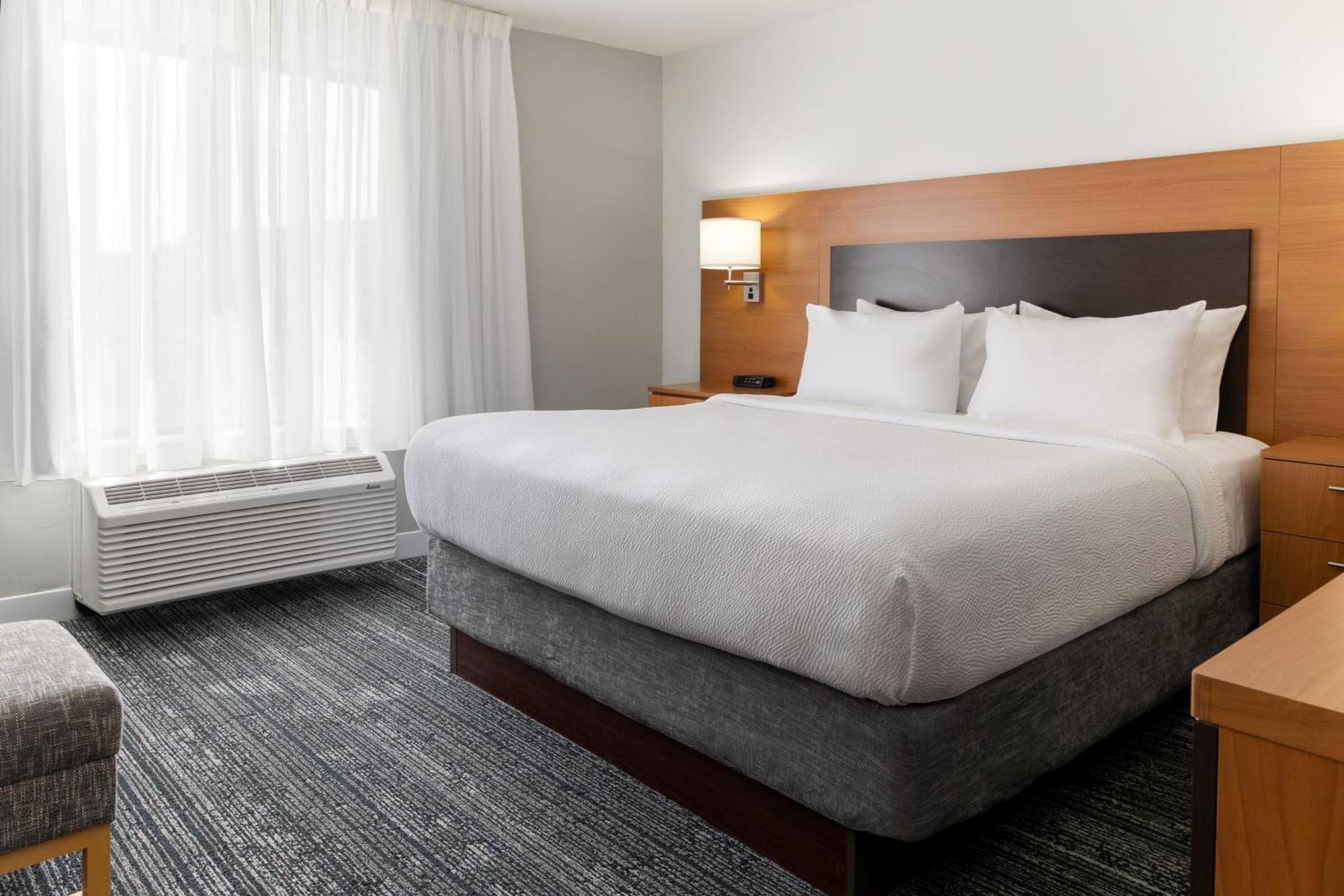 Towneplace Suites By Marriott Эри Экстерьер фото