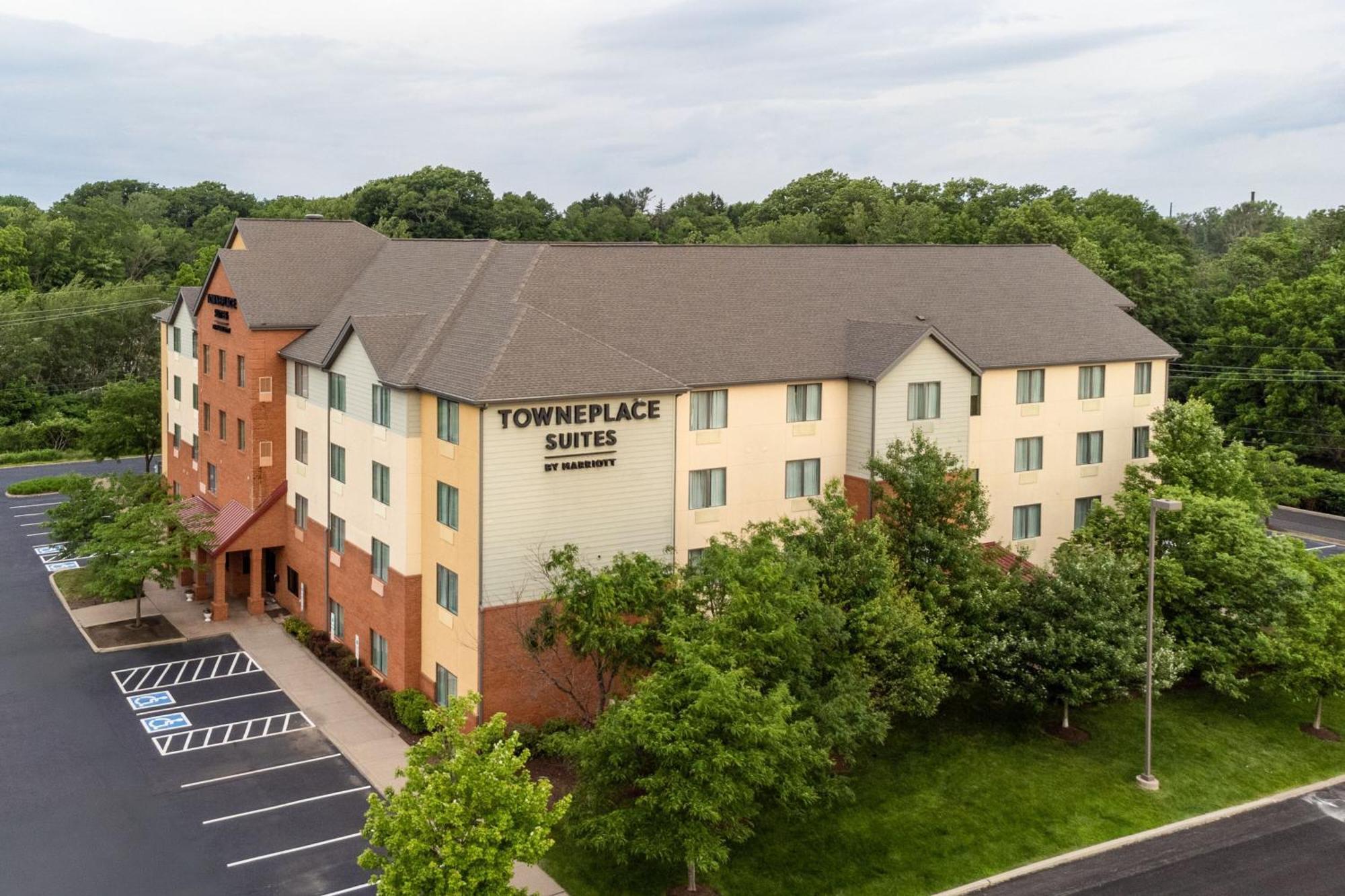 Towneplace Suites By Marriott Эри Экстерьер фото